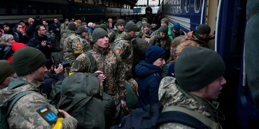 У червні мобілізують строковиків звільнених у 2024 році